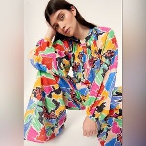 De Loreta Wearable Art Button Down Blouse In Magia Print Size XS Like New